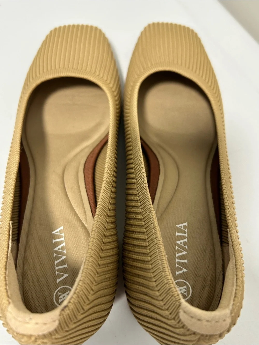 Vivaia Melody 2 Square Toe Chunky Heels Tan Size 5.5 - 6 US 36 EU